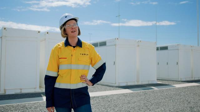 Forming the Future Grid | Tesla Megapack