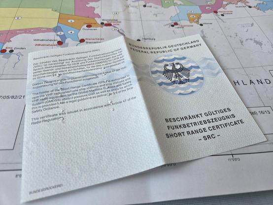 Picture of a Short Range Certificate SRC issued in Germany by the German Sailing Association