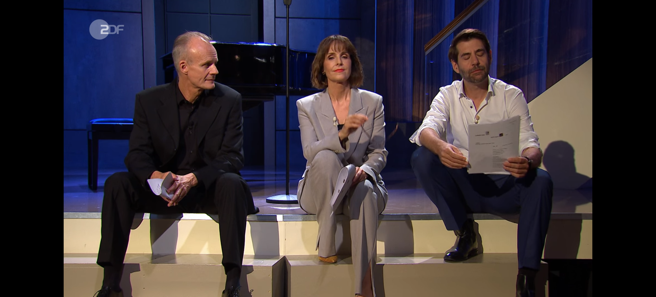 Screenshot der Sendung Die Anstalt. Die 3 Hosts äußern sich zu der Ausladung von Danger Dan.